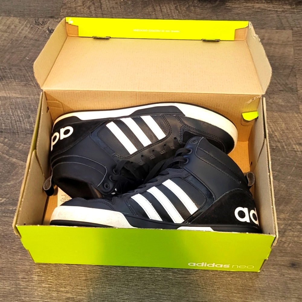 Adidas Raleigh size 10 mens